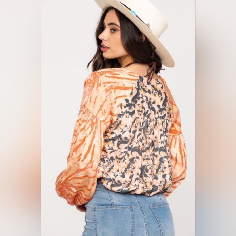 Free People Cruising Together Wrapped V neck floral Printed Top Blouse Size L - Picture 4 of 14
